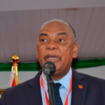 O Intrujão e os Mentirosos